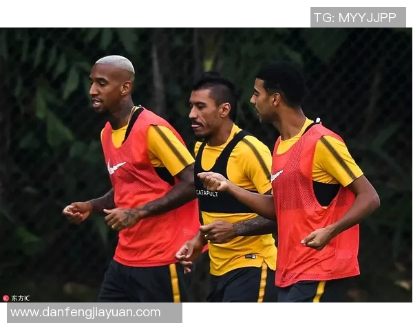 广州恒大主场迎战大连一方力争三分争夺联赛冠军荣耀 广州恒大主场迎战大连一方力争三分争夺联赛冠军荣耀