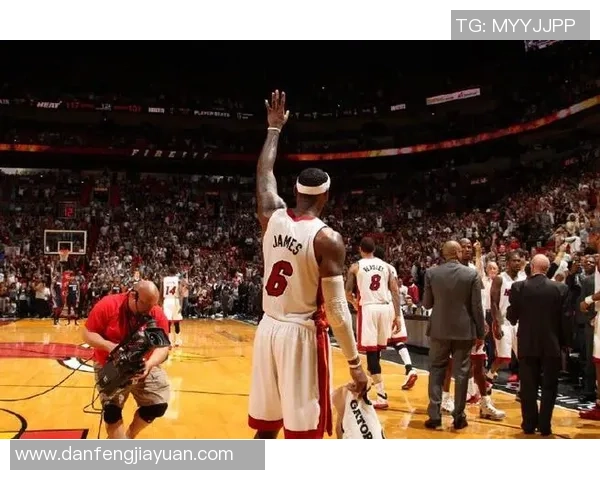 热火与山猫季后赛精彩对决回顾及比分分析